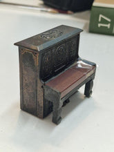 Sacapuntas de metal: Piano, colección miniatura Play Me